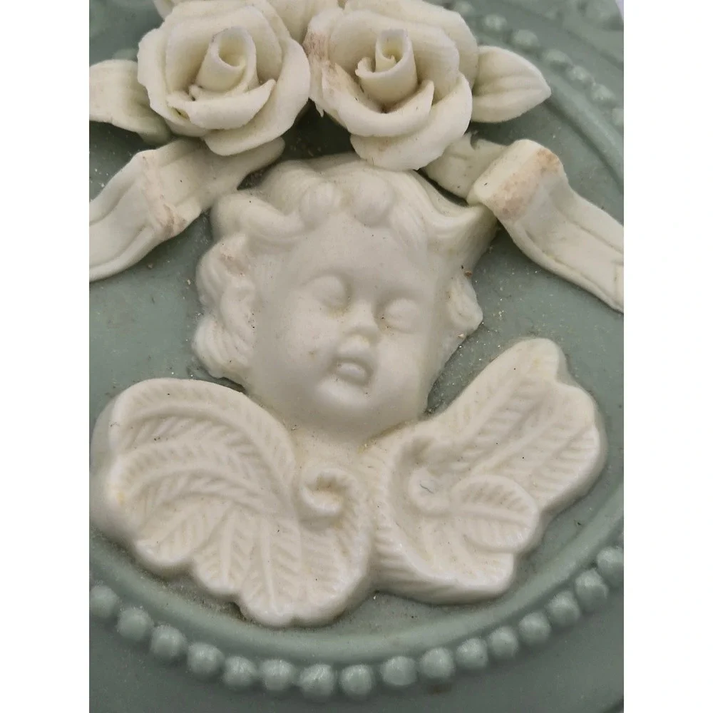 Jasperware Green Caladon Ivory Cherub Porcelain Trinket Victorian Dish Cameo